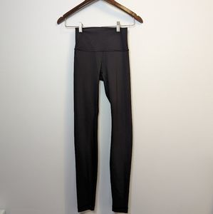 Lululemon Wunder Under Hi-Rise Tight (Full-On Luxtreme 28") in Black - Size 2